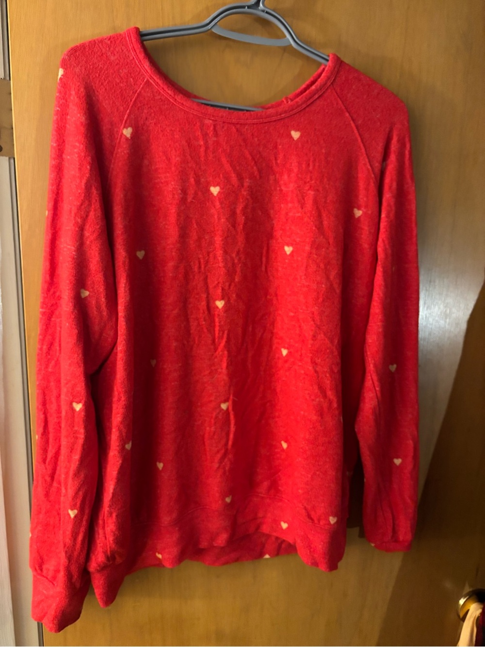 Red Heart-Print Women’s long sleeve top/sweater